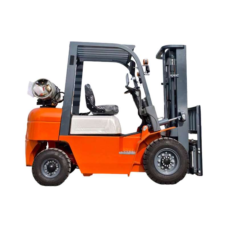 Nissan K25 motoros 2 tonnás gázüzemű LPG targonca oldalváltóval